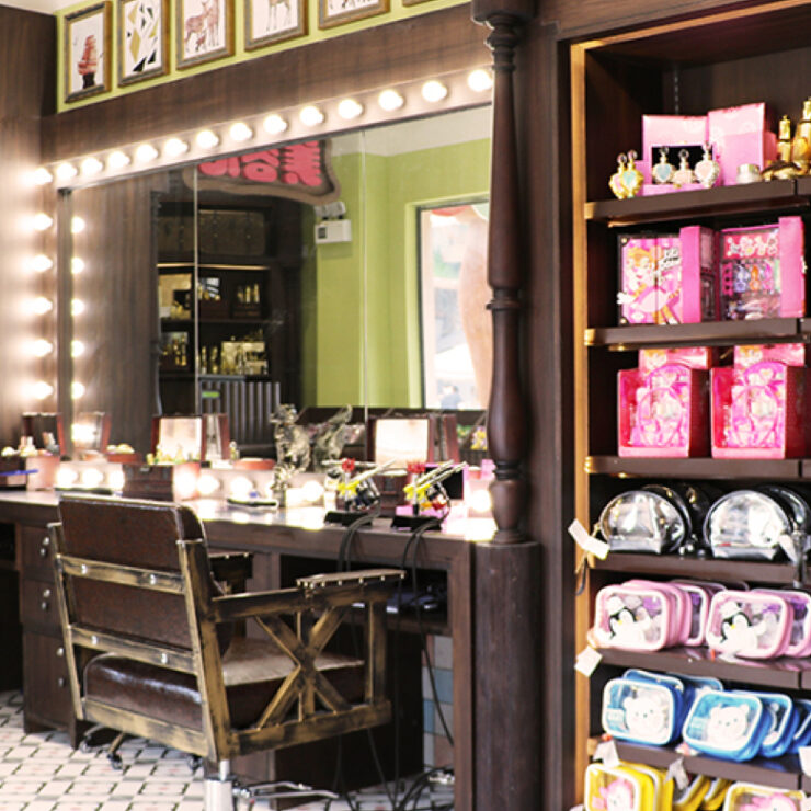 Beauty Salon: Where Oceanic Serenity Meets Personal Rejuvenation